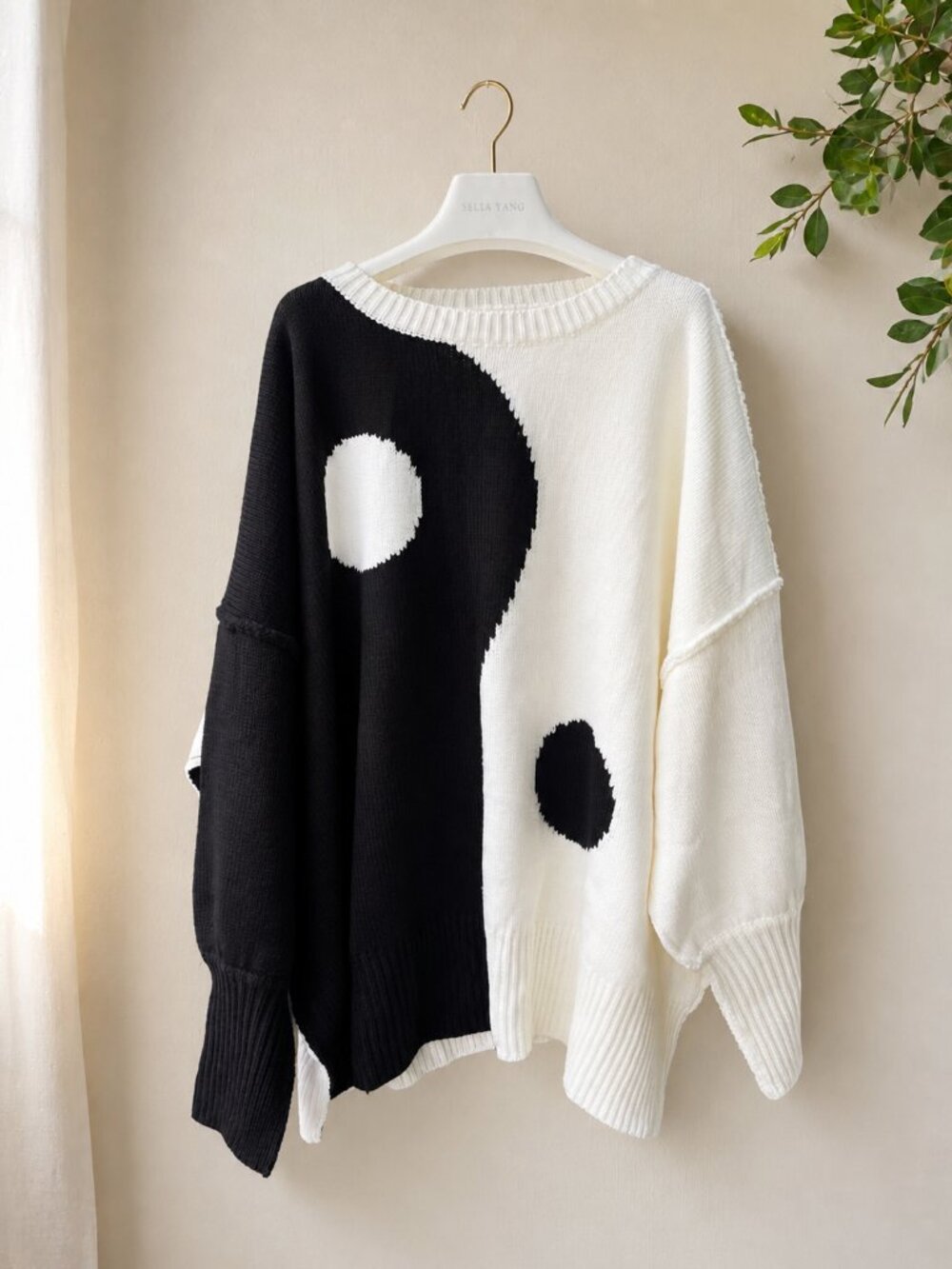 Dressed in Lala Yin Yang Oversized Sweater L/XL Black White Slouchy Chunky Knit - Picture 3 of 5